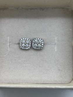 14k 2 Carat VS1 White Gold Cluster Earrings Studs Multiple Stones 100% Authentic Natural Diamonds 