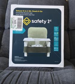 Safety 1st Deluxe 5-in-1 Sit, Snack & Go Convertible Booster Seat, Olive
