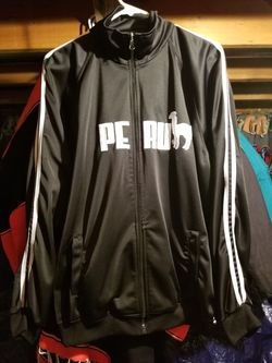Peru Stitched Jogger Jacket With Camel Logo Size Women X-Large