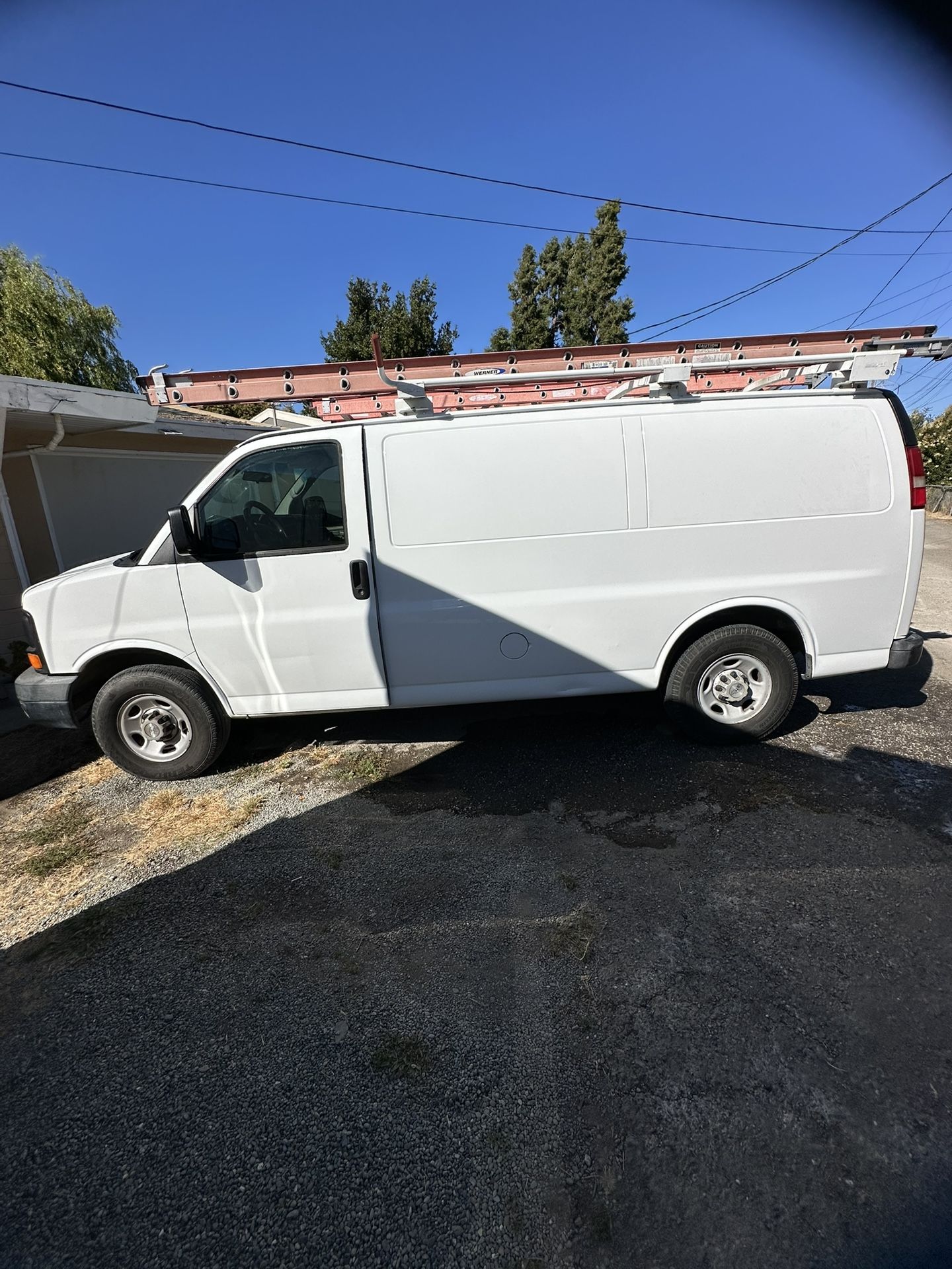 2009 Chevy Express 2500