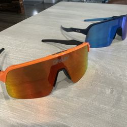 2 Oakley Sutro  Lite Sunglasses 
