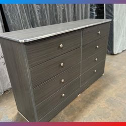 8 drawers dresser / Eight drawers dresser / Cajonera / Comoda