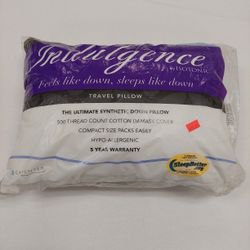 Indulgence Travel Pillow