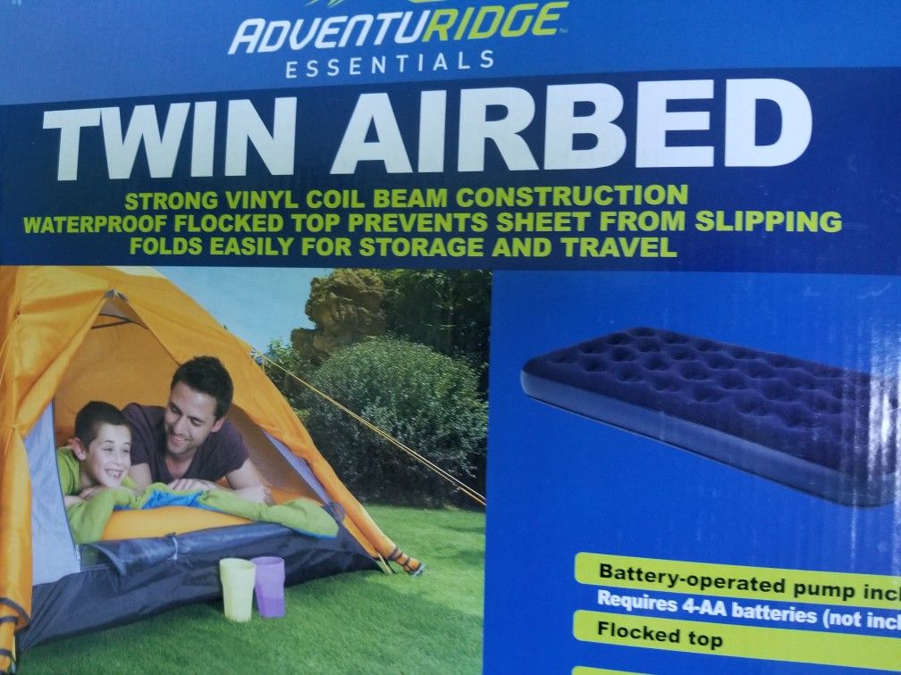 Twin Airbed with Battery Operated Pump