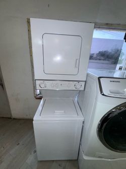 Whirlpool Stackable 24”