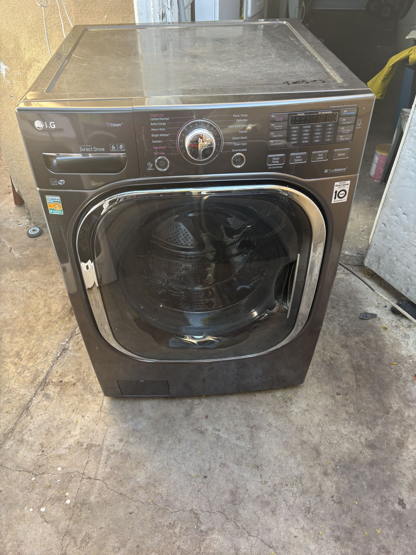 Lg Stackable Washer And Gas Dryer 