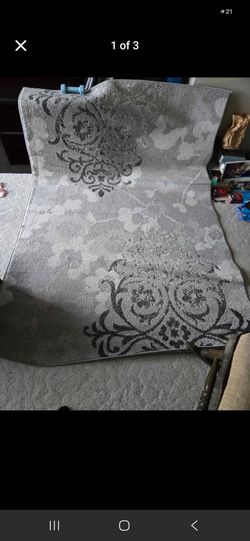 5x7 grey patterned rug