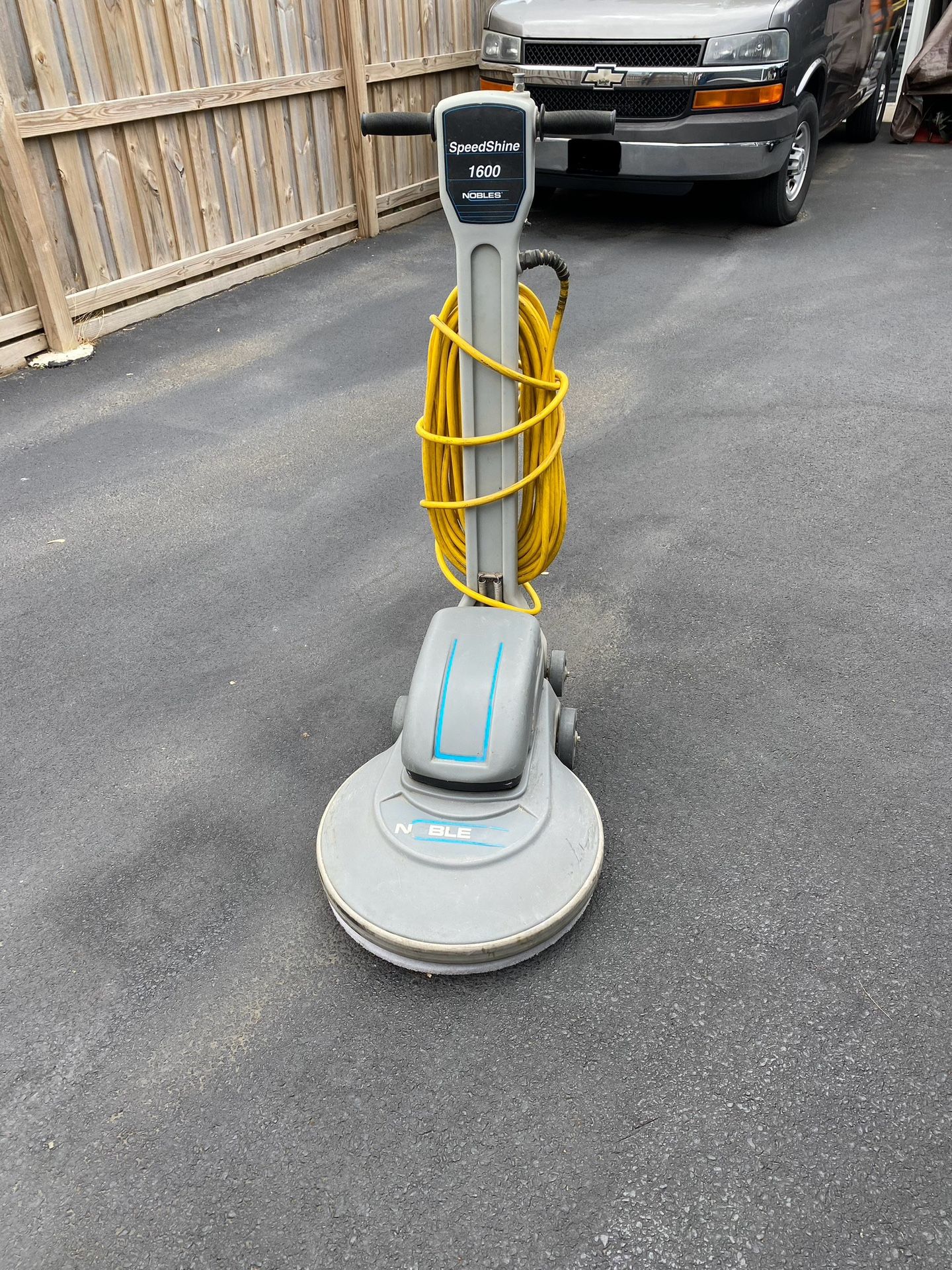 Nobles SpeedShine 1600 Floor Buffer