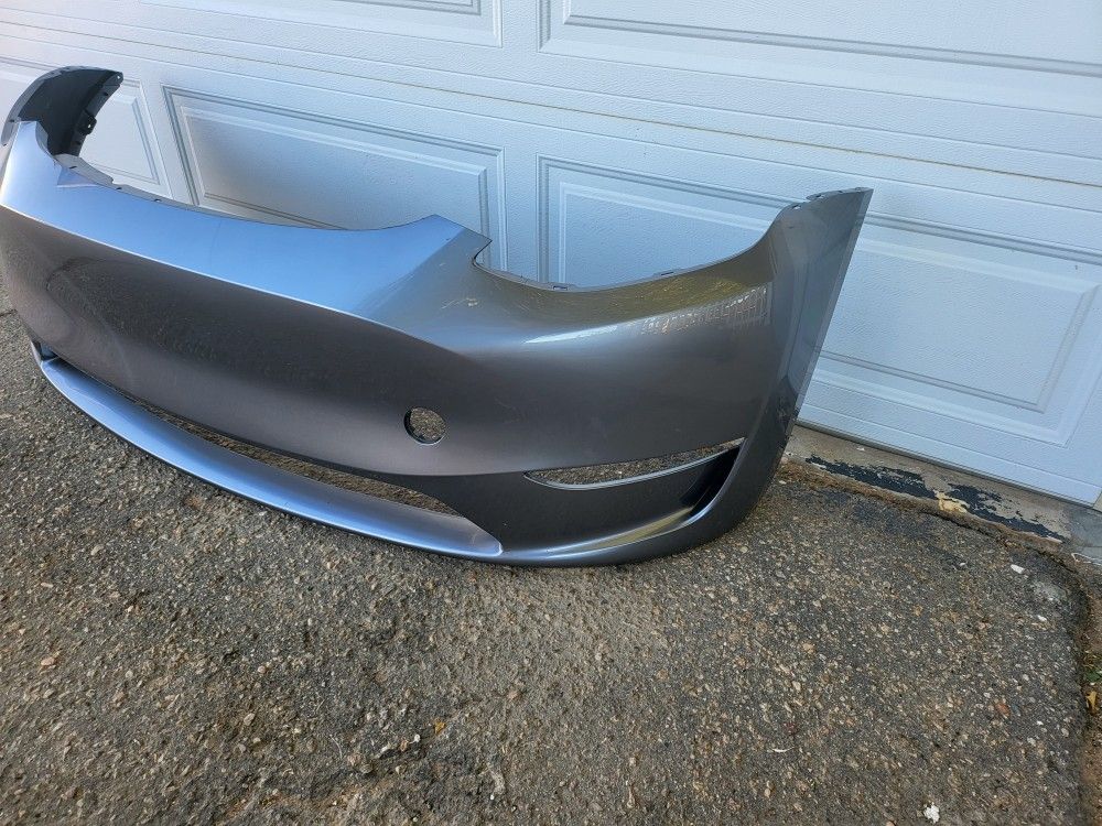 2023 - 2024 Tesla Model Y Front Bumper Cover Oem