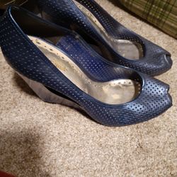 Bcbg shoes 8.5