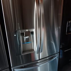 Refrigerator Counter Depth Great Condition 
