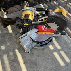 Dewalt DW716 Miter Saw 