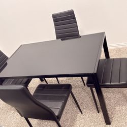 Dining Table (set of 4)