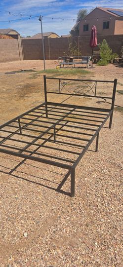 Full bed frame