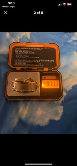 Beautiful man’s 14 kt ID bracelet with Cuban links weigh 87.7 g