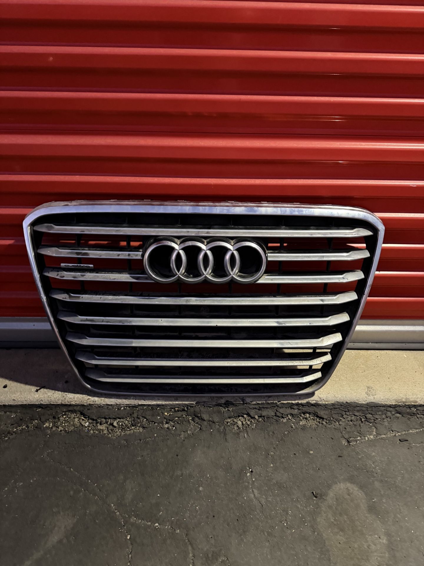 Audi Grille