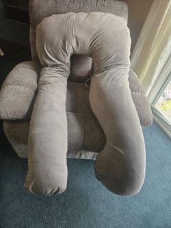 Pregnancy pillow