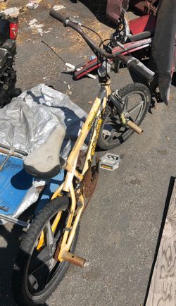 Mongoose rebel bmx bike need gone today 20 bucks