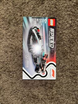 Lego F1 car (Mercedes)