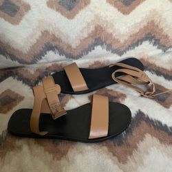 Bamboo sandals size 6.5wmns
