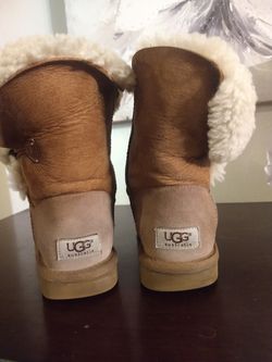Women's UGG boots