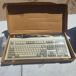 Vintage Computer Keyboard 