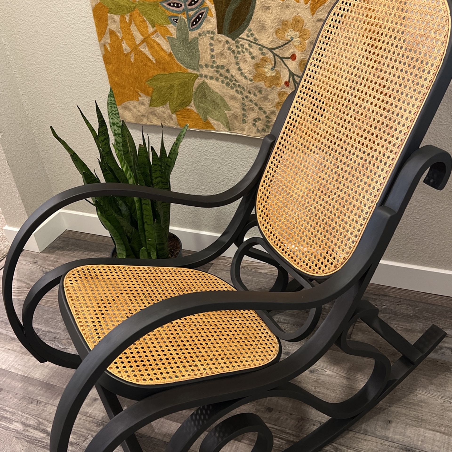Bentwood Thonet Style Rocker Art