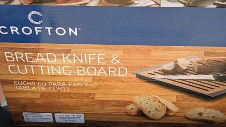 Bread Knife And Cutting Board 