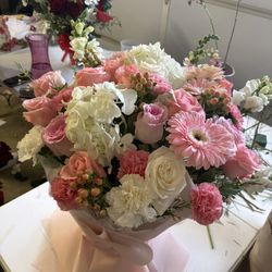 Mixed Valentine’s Day Bouquet 