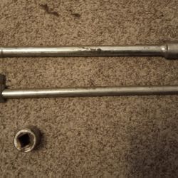 3/4 Breaker Bar, Extension And Socket