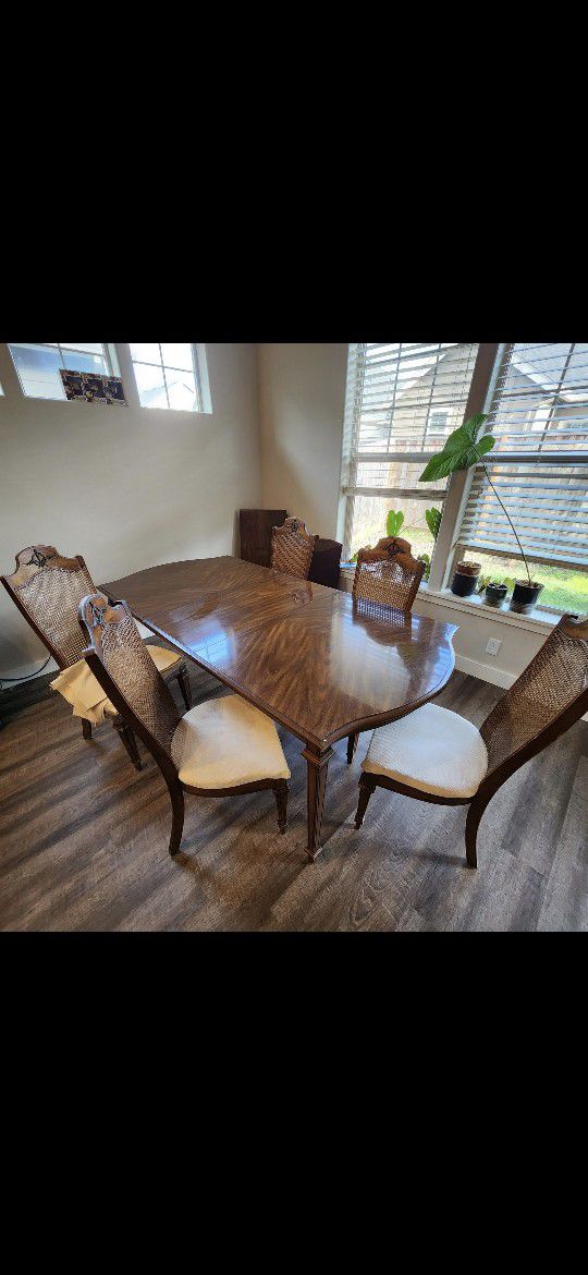 Large Kitchen Table 