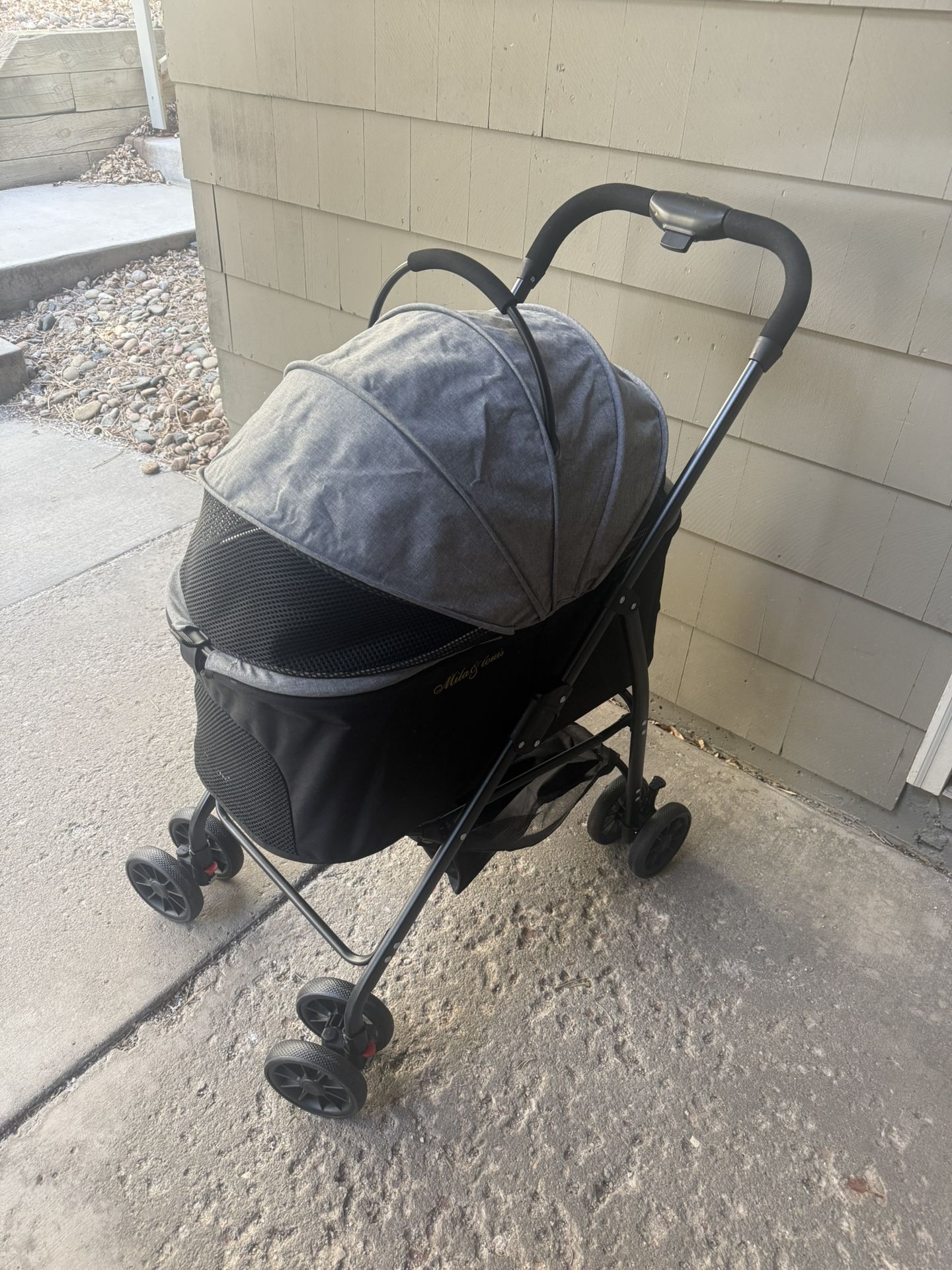 NEW Dog Stroller