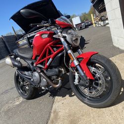 2012 Ducati Monster 3900 Low Miles 1 Owner 