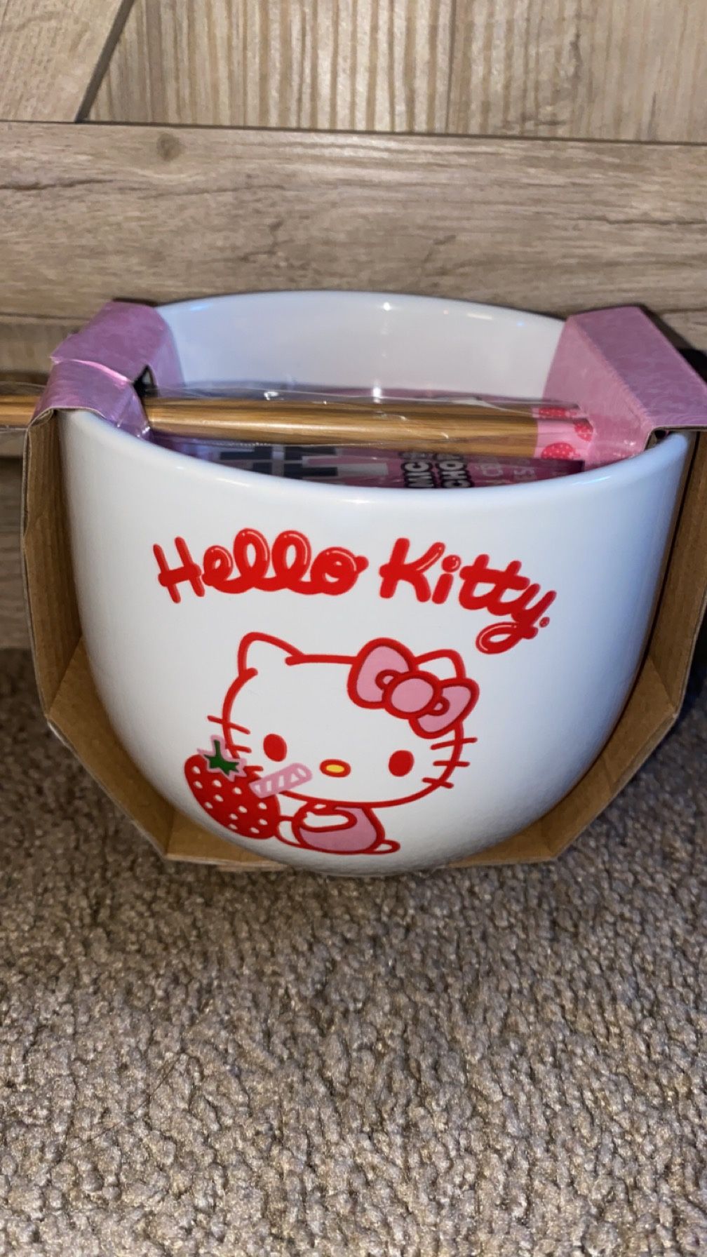 Hello Kitty Ramen Bowl With Chopsticks