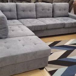 Emilio Taupe Reversible Sectional /couch /Living room set