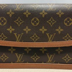Louis Vuitton Pochette Dame GM clutch bag