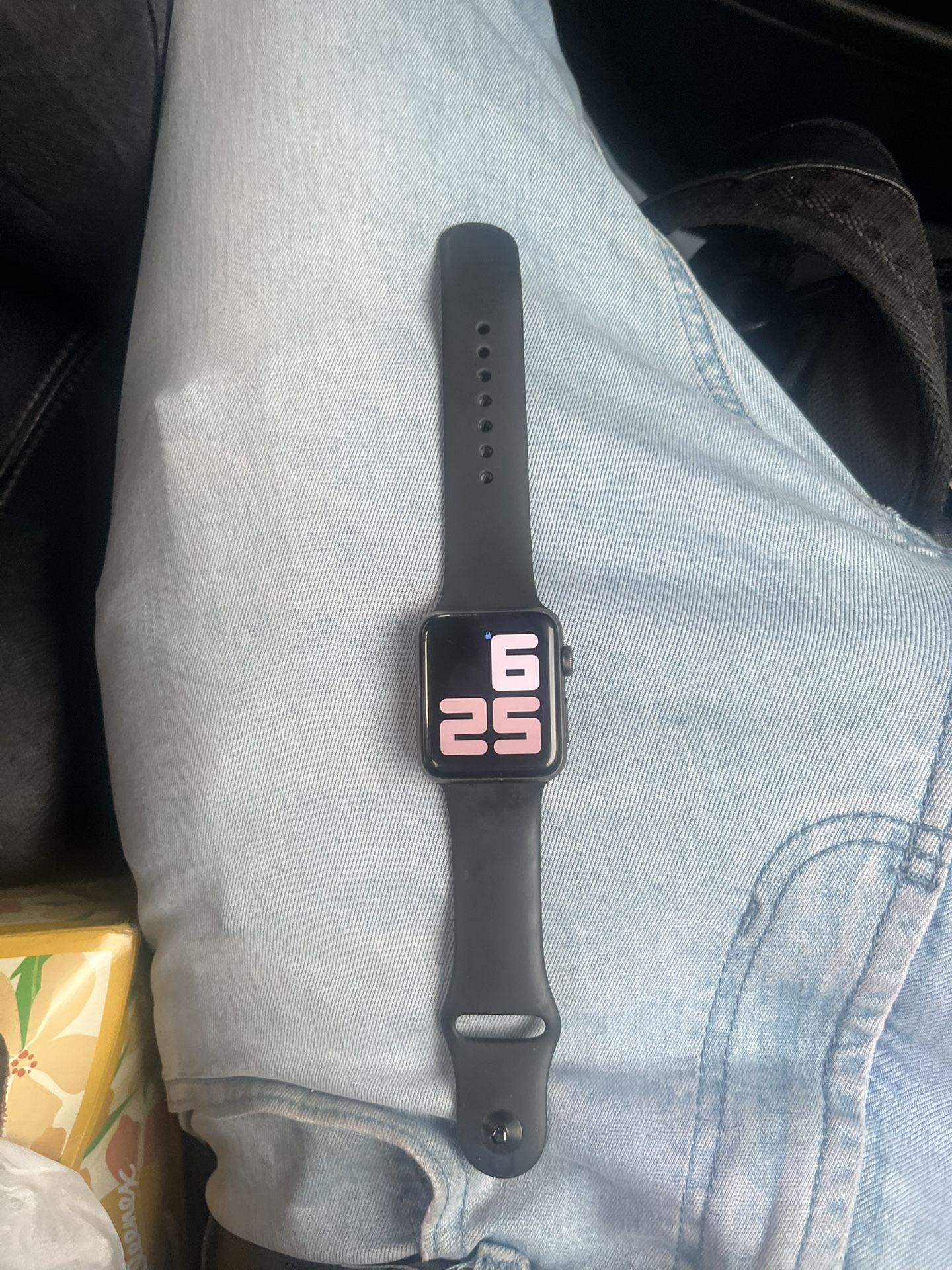 Apple Watch Series 3 (42mm)