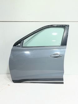 (6804) 18-24 Nissan Kicks Left Front Door 2018 2019 2020 2021 2022 2023 2024