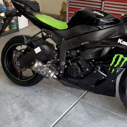 2009 Kawasaki Ninja ZX-6R Monster Edition