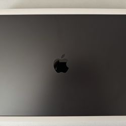 Apple MacBook Pro 16″ M3 Pro Space Black