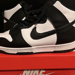 Nike Dunk High Retro