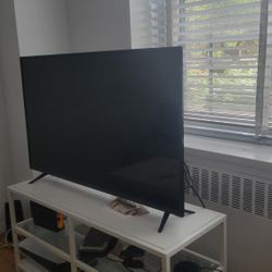 Vizio 43" 4K SmartTV