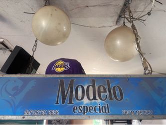 Model Especial beer sign OBO