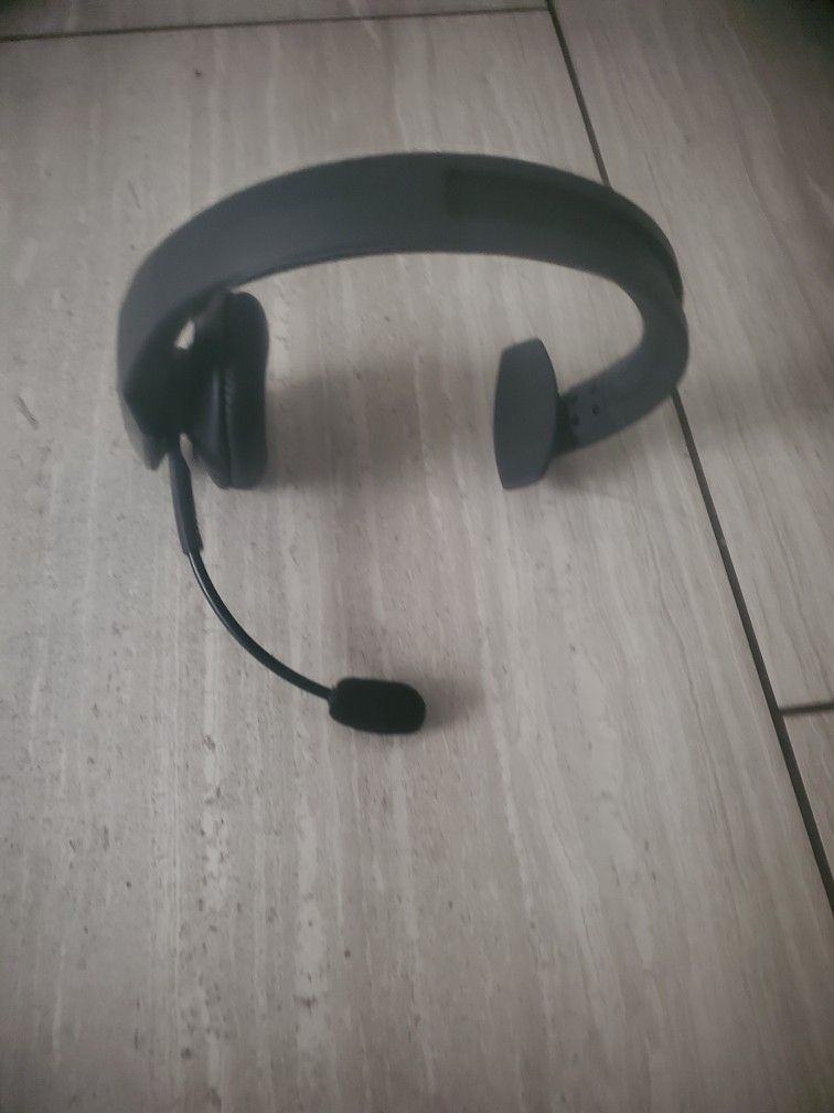 Bluetooth headset