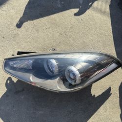 Hyundai Tiburon Coupe 05-08 Left OEM Headlight