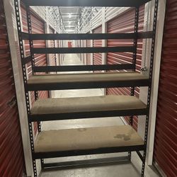 INDUSTRIAL BOLTLESS SHELVING