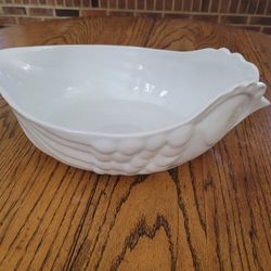 White Ceramic Chicken Serving/Decorative Bowl