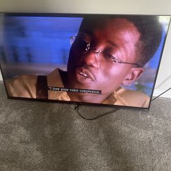 HISENSE ROCKU 58 INCH T.V