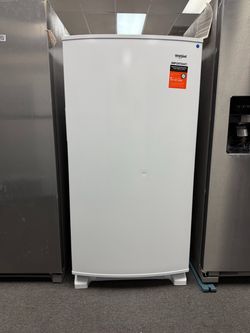 Upright Freezer 18 cu Ft