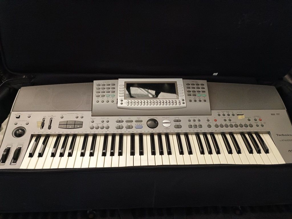 Technics KN 6000 Keyboard Synthesizer